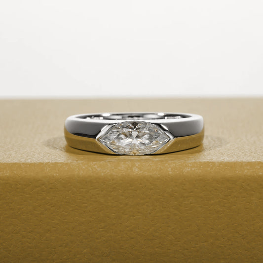 Anel Olho da Nebulosa em Cristal de Moissanite