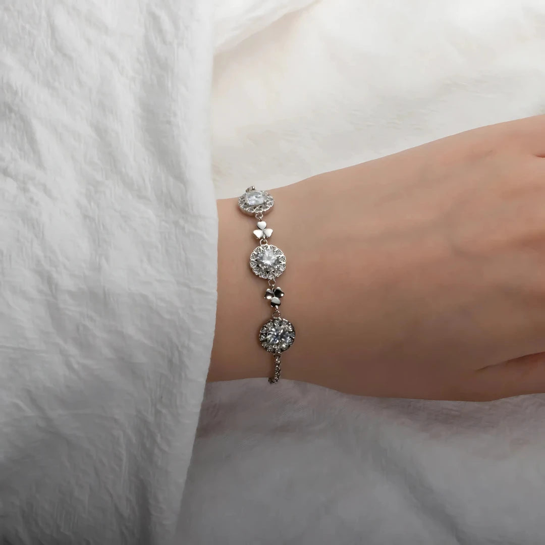 Bracelete Laços do Coração em Cristal de Moissanite