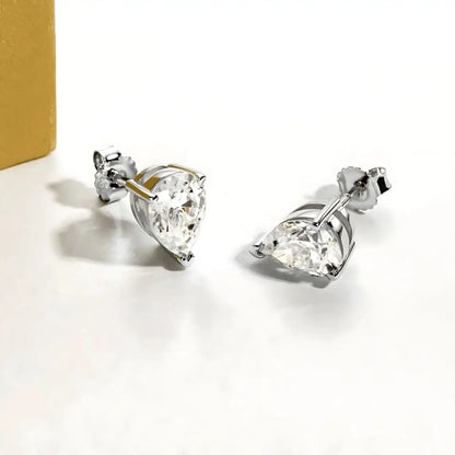 Brinco Encanto Luminoso em Cristal de Moissanite