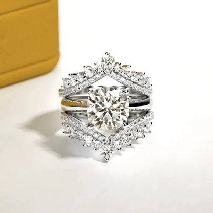 Anel Nuvem Celestial com Cristal de Moissanite