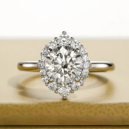 Anel Rainha do Esplendor com Cristal de Moissanite