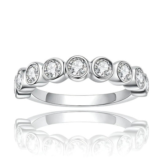 Meia Aliança Aura Resplandecente com Cristal de Moissanite