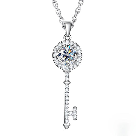 Colar Chave do Encanto em Cristal de Moissanite
