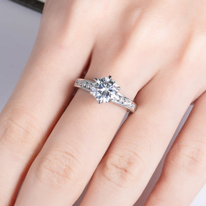 Anel Cometa Real com Cristal de Moissanite