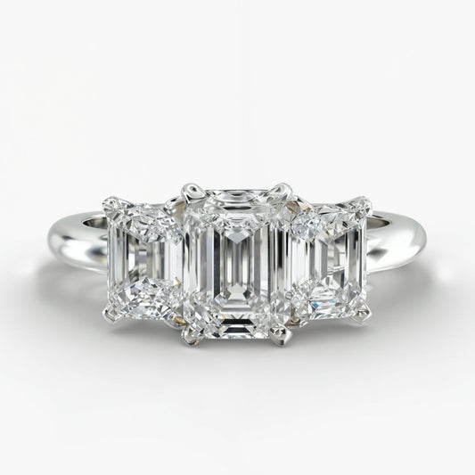 Anel Facetas do Destino com Cristal de Moissanite