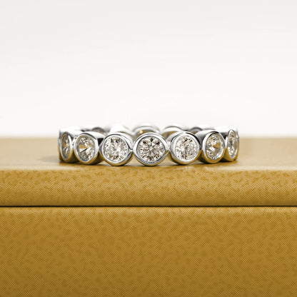 Aliança Espirito Resplandecente com Cristal de Moissanite